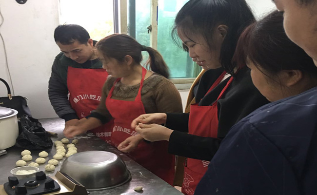 早餐包子項目學員學習現場
